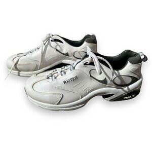Footjoy Men's Golf Shoes Size 10M 10 White GreenJoys 45396 FJ Soft Spike Sneaker